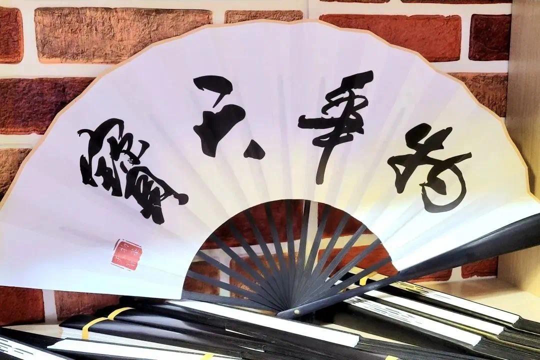 句容旅游攻略一日游_茅山景區石磨豆腐村葛仙湖公園伏熱花海_春來鎮江句容踏春祈福線路